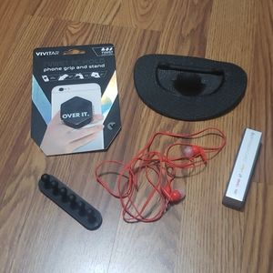 5 pc Vivitar NEW pop socket phone accessories lot